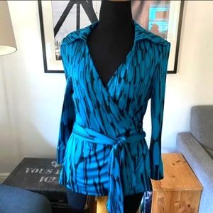 Diane Von Furstenberg Jill Teal&Black pattern blouse top Size 0